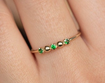 Tsavorite Garnet Ring: 14K Gold Dainty Stackable Band - GR00094