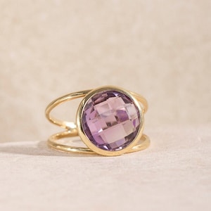 Anillo de amatista en oro de 14 quilates (piedra de febrero), doble banda GR00011