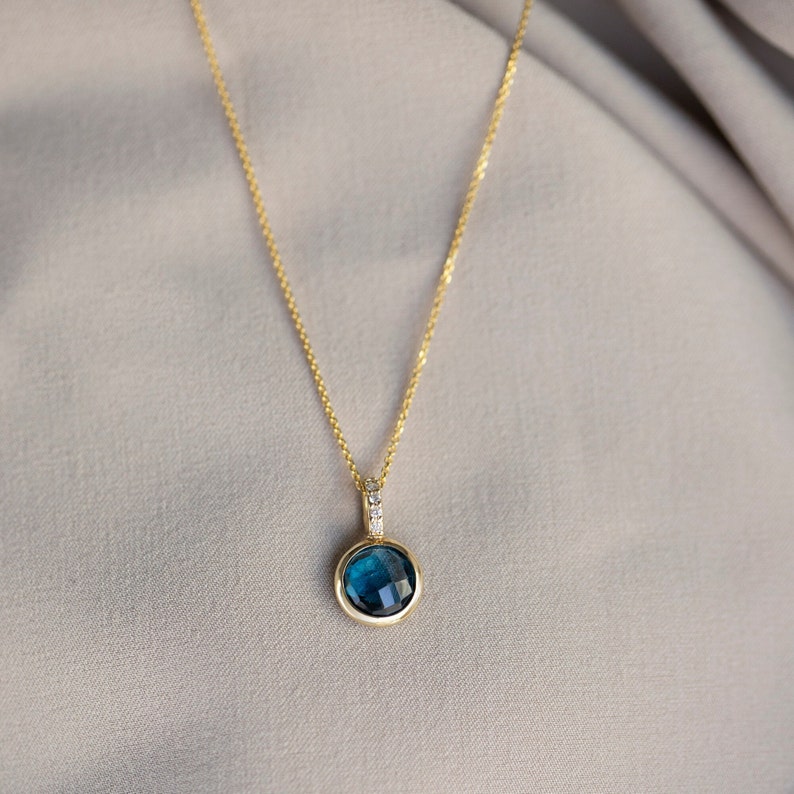 Collier topaze bleue de Londres en or 14 carats avec diamants Pierres précieuses naturelles Cadeau d'anniversaire pour femme GN00166 image 4