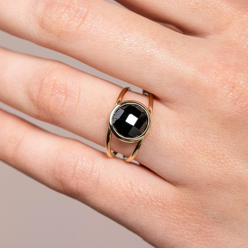 Double band ring with genuine black onyx gemstone in 14K yellow gold for women