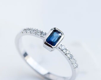 Bague De Fiançailles Or Blanc 14k Saphir Bleu Diamant - Taille 8 (4 à 9 Dispo) - Personnalisable - Neuf