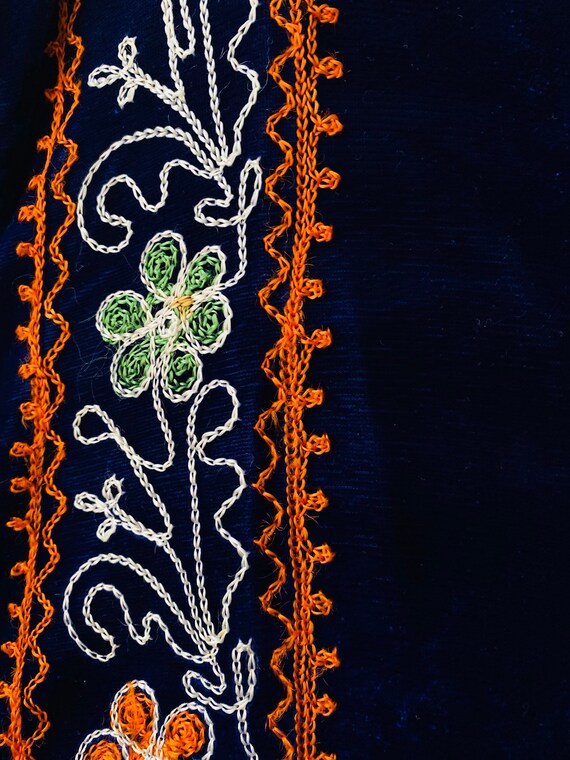 Vintage 70s INDIA Blue Kaftan|Embroidered Velvet|… - image 7