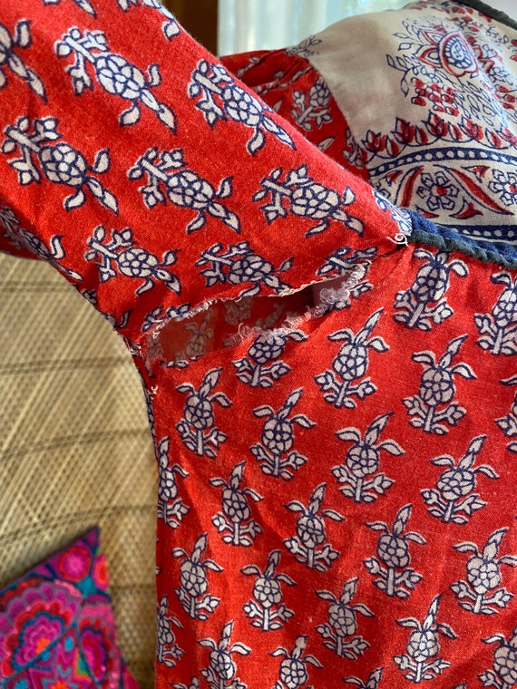 Vintage 70s Red Indian Cotton Dress| Floral Calic… - image 9