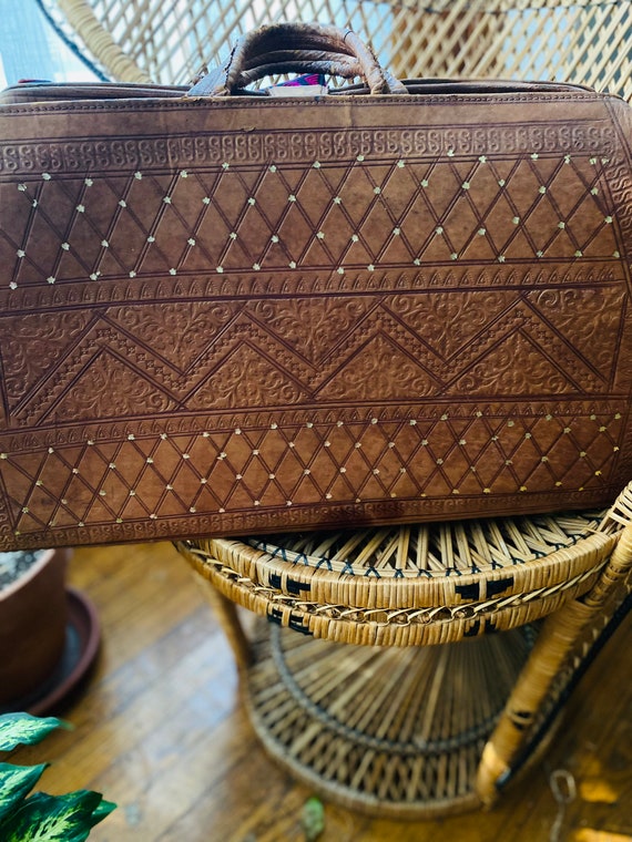 Vintage 70s Tooled Leather Suitcase| Hippie Boho … - image 6