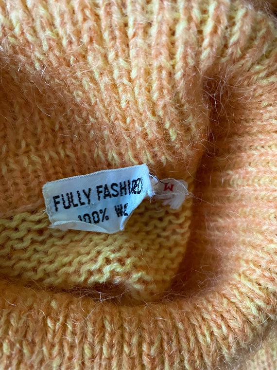 Vintage 70s Fuzzy Cable Knit Peach Mohair Plush L… - image 9