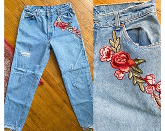 Vintage 90s y2K Levi’s 951 Orange Tab Light Wash Distressed Jeans/Relaxed Fit/Tapered Leg/ Embroidered Mom Jeans/ 28”R