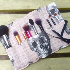 Makeup Brush Roll | Goth Skull Makeup Brush Holder | Steampunk Brush Holder with Human Skull Design | Travel Makeup Organiser | Jenuflection