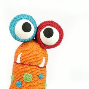 Family PUU cuddly monster, knitting pattern image 3