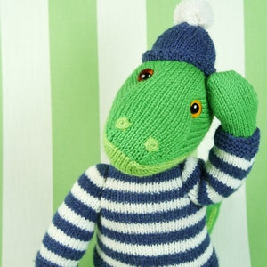 Cord the Crocodile, soft toy knitting pattern