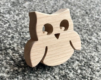 Drawer knob or coat hook Owl theme natural wood