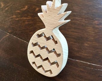 Drawer button or hook pattern PINEAPPLE natural wood