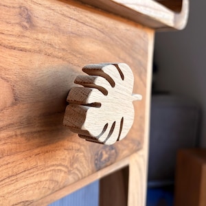 Jungle palmboom ladeknop natuurlijk hout (eiken) / decoratie voor het herinrichten van meubels in kinder- of babykamer / kan worden gebruikt als kapstok*