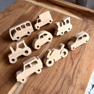 Ladeknop van natuurlijk hout (eikenhout) met voertuigmotief, prijs per stuk / kan als kapstok worden gebruikt*