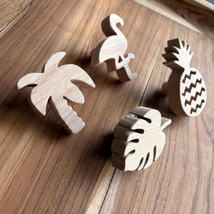 Schubladengriff in Ananasform aus Holz – Handgefertigter Möbelgriff – Naturholz – Umgestaltung einer Kinderkommode