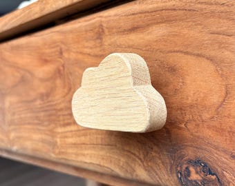 Pomello per cassetto a forma di nuvola in legno naturale (rovere o abete) / rifacimento decorativo per mobili da camera per bambini o neonati (può essere utilizzato come appendiabiti*)