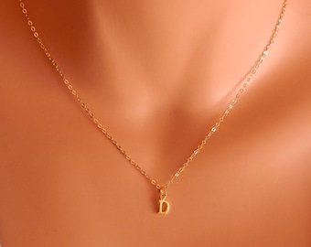 initial necklace gold