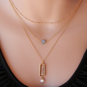 dainty labradorite necklace image 3