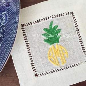 Monogrammed Pineapple Linen Cocktail Napkins, Linen Napkins, Cocktail Napkins, Monogrammed Linen, Pineapple Napkins, Pineapple Monogram