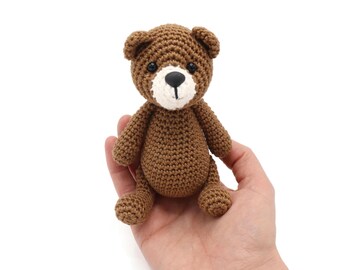 CROCHET PATTERN mini bear