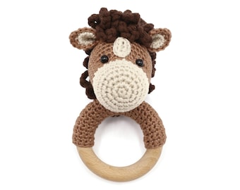 MODÈLE AU CROCHET Hochet Cheval