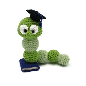 CROCHET PATTERN graduation owl