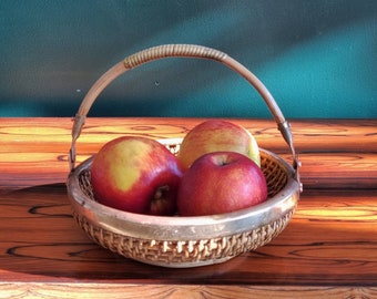 Carl Auböck Bauhaus style Fruit Bowl Basket with handle Modernist 50's Brass Rim Pencil Bamboo Wicker Franco Legler Knoll Era Albini Campo