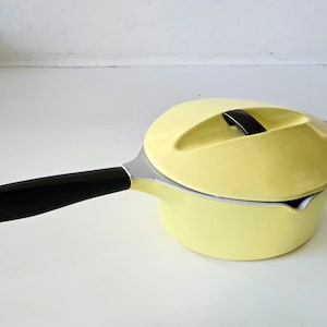 Casserole en fonte émaillée avec couvercle vintage Raymond Loewy Le Creuset rare Casserolle lecreuset