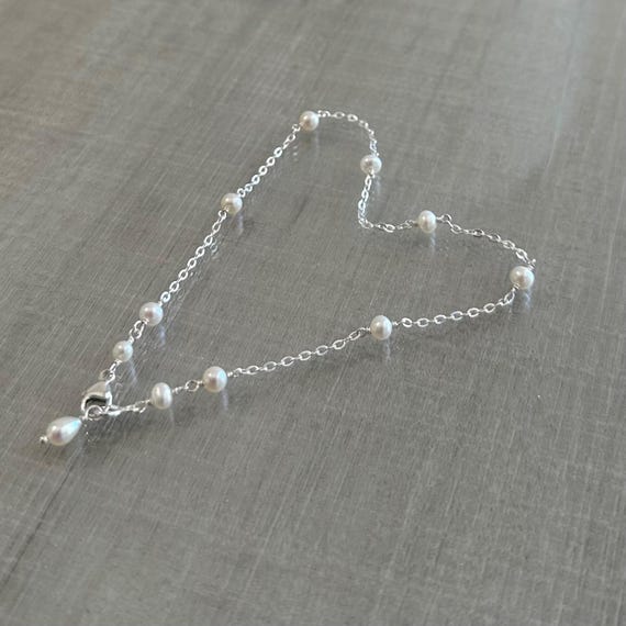 Dainty pearl ankle bracelet, tiny pearl anklet, pearl chain anklet, pearl ankle chain, bride beach jewelry, bridal anklet, sterling silver