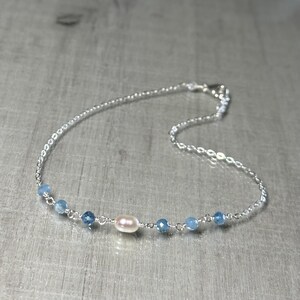 Aquamarine and pearl anklet, shaded aquamarine gemstone ankle bracelet, sterling silver chain anklet, dainty blue bridal ankle jewelry image 3