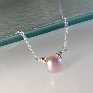 Dainty single pearl choker, genuine pearl necklace, pearl solitaire, peachy pink pearl choker, layering minimalist choker, June birthstone