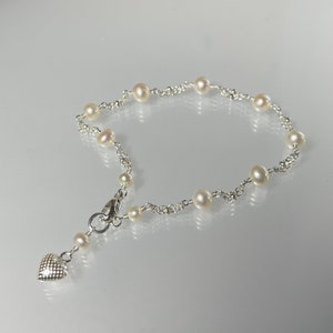 Genuine pearl and heart bracelet, June birthstone gift, freshwater natural pearl wedding bracelet, bridal jewelry, 925 silver heart bracelet