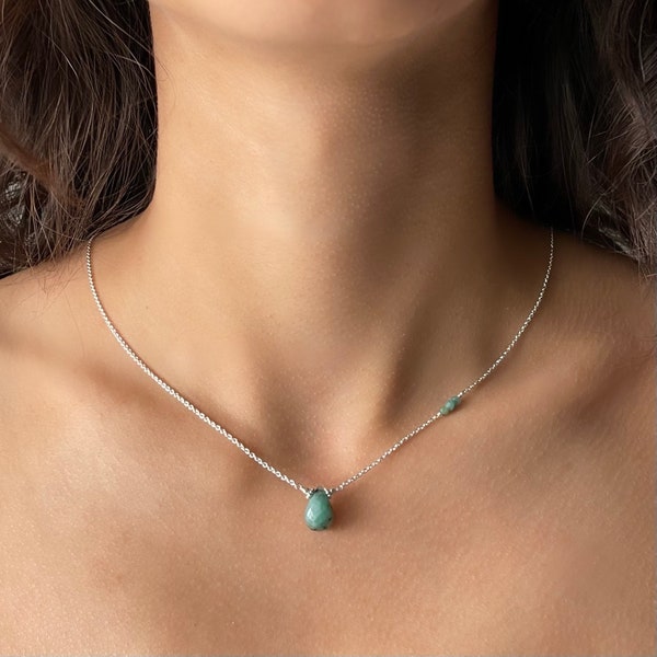 Raw emerald necklace, genuine emerald jewelry, May birthstone green gemstone, natural emerald teardrop choker, women minimalist necklace