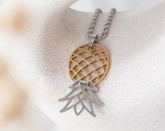 Collar de piña invertida: colgante de acero inoxidable