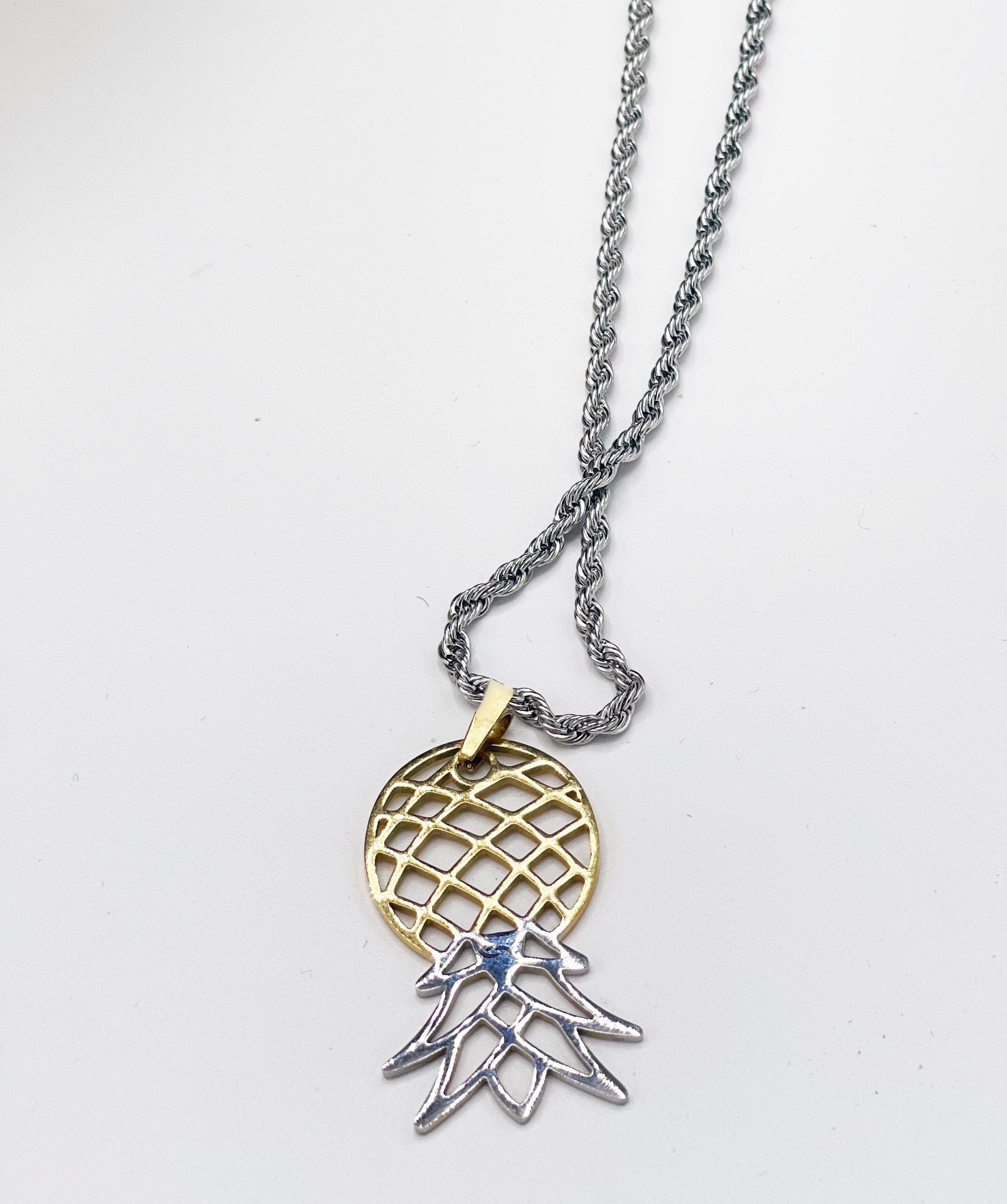 Pineapple neck pendant upside down by Dedoper, Download free STL model