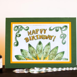 Alles Gute zum Geburtstag 13x18 Karte in Grün und Gold, innen blanko, nach dem Original Aquarell von Künstler EK.
