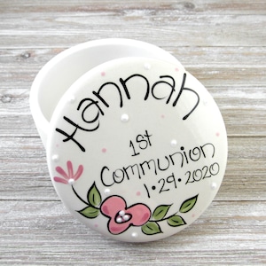 Personalized 1st Communion Gifts for Girls // Jewelry Box with Flowers in Coral and Pink