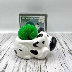 Vintage Cow Scouring Pad Holder, Vintage Ceramic Cow, Retro Kitchen Scrubby Holder, Cow Kitchen Aesthetic, Quilted Cow, Gift for Cow Lover