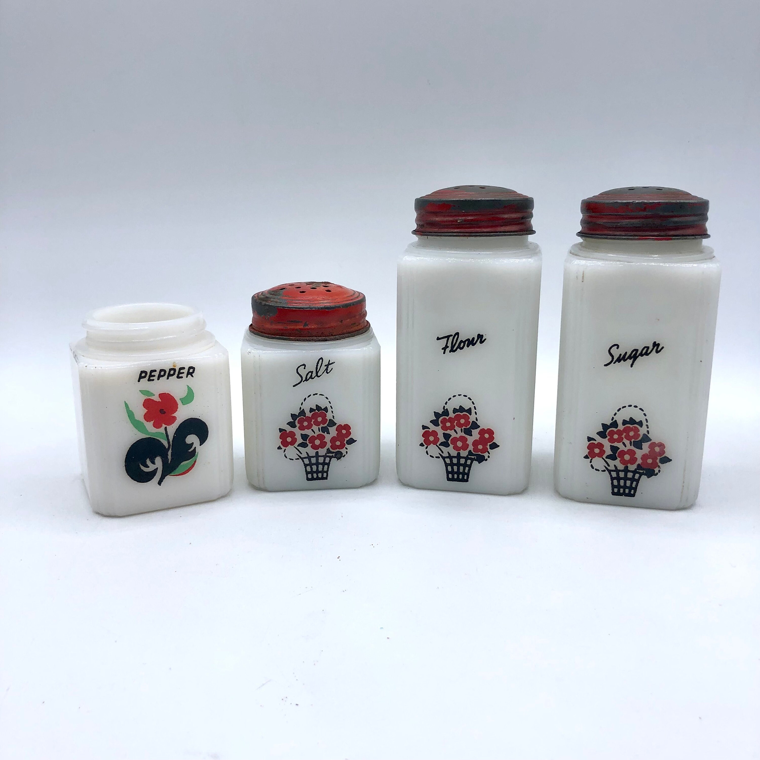New salt 2024 and pepper shakers
