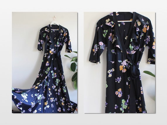 70's Vintage Maxi Floral boho Housecoat