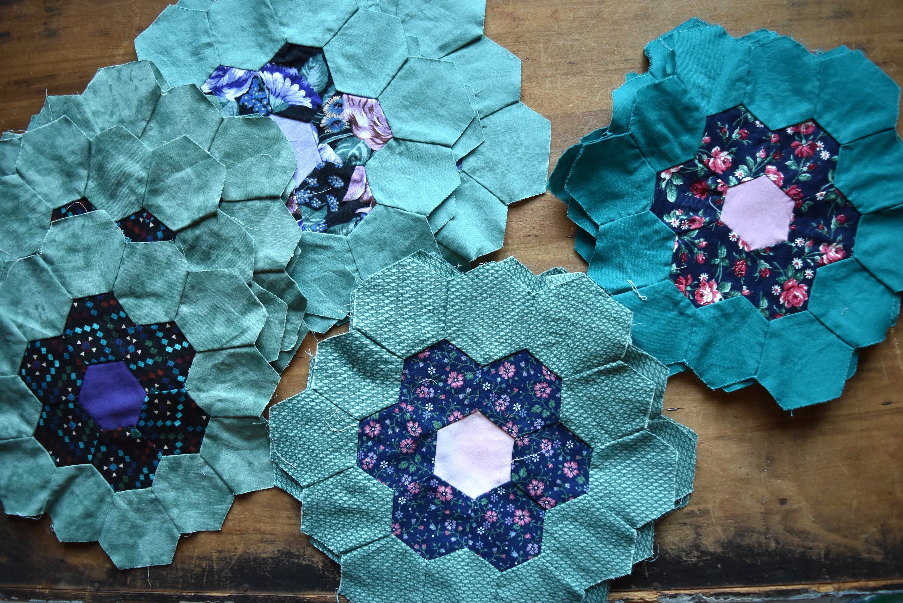 Vintage Hexagon Quilt Pieces, Vintage Quilt Block, Precut Quilt Pieces, Hand Cut Hand Stitched