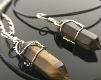 Trådlindat kristallhalsband: Ädelstenshänge, Boho Choker