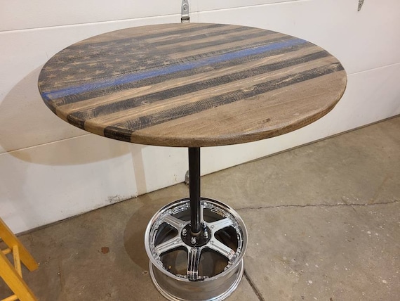 Garage 2024 pub table