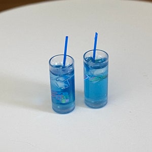 Dollhouse Miniature Blue Lagoons ~ Food ~ Beverage ~ Bar ~ Kitchen ~ Cocktail ~ 1:12 Scale ~ Diorama ~ Vignette ~ Fairy garden ~ Accessories