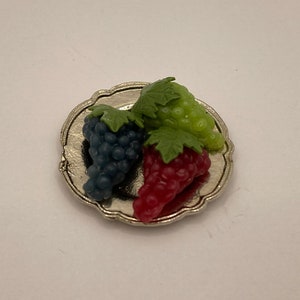 Dollhouse Miniature Grapes ~ Party Tray ~ Fruit ~ Food ~ Holiday ~ Brunch  ~ Kitchen ~ 1:12th Scale ~ Room Box ~ Diorama ~ Vignette