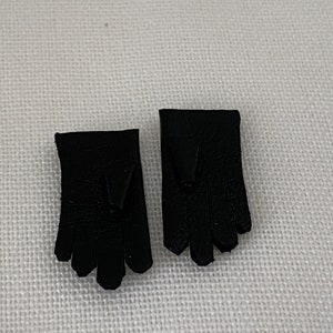 Dollhouse Miniature Gloves ~ Ladies Gloves ~ Leather Gloves ~ Clothing ~ 1:12 Scale ~ Boutique ~ Vignette ~ Diorama ~ Room Box ~ Accessory