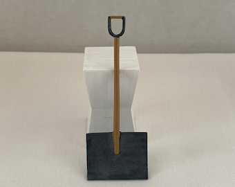 544 MINIATURE DOLLHOUSE 1:12 SCALE LARGE BAG OF SAND BY SIR THOMAS THUMB
