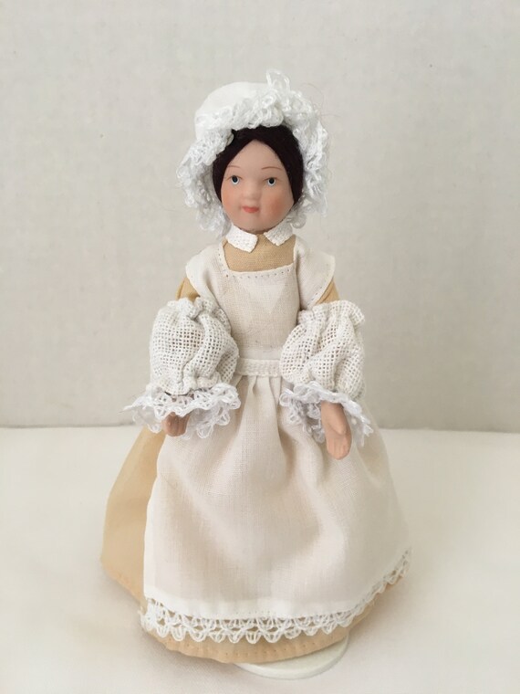 1/12 Scale Victorian Lady Doll - Porcelain With Moveable Joints, Red Coat & Bonnet - 15cm Tall, By Streets Ahead
