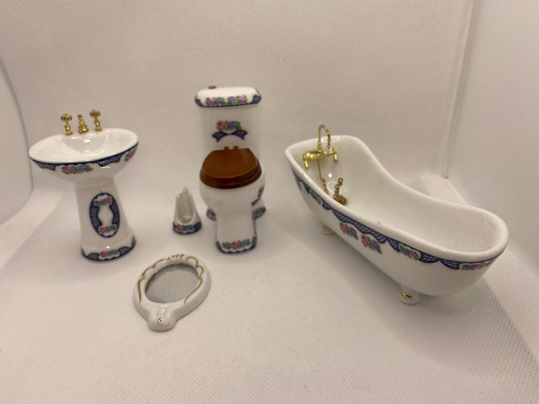 Dollhouse Miniature Bathroom Fixtures ~ Bathtub ~ Sink ~ Toilet ...