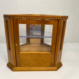 Dollhouse Miniature Corner Display Case ~ Curio Cabinet ~ Business ~ Store Display ~ Furniture ~ 1:12 Scale ~ Diorama ~ Room Box ~ Vignette