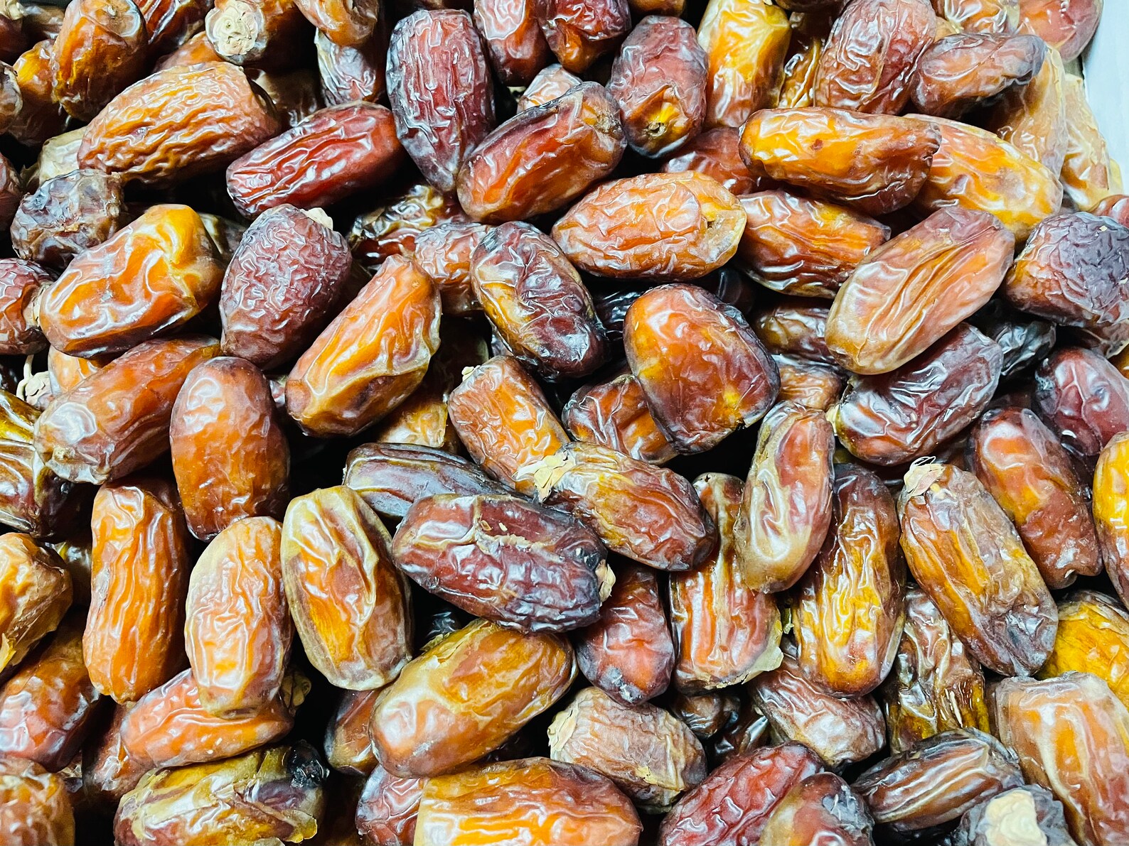 ramadan dates snack
